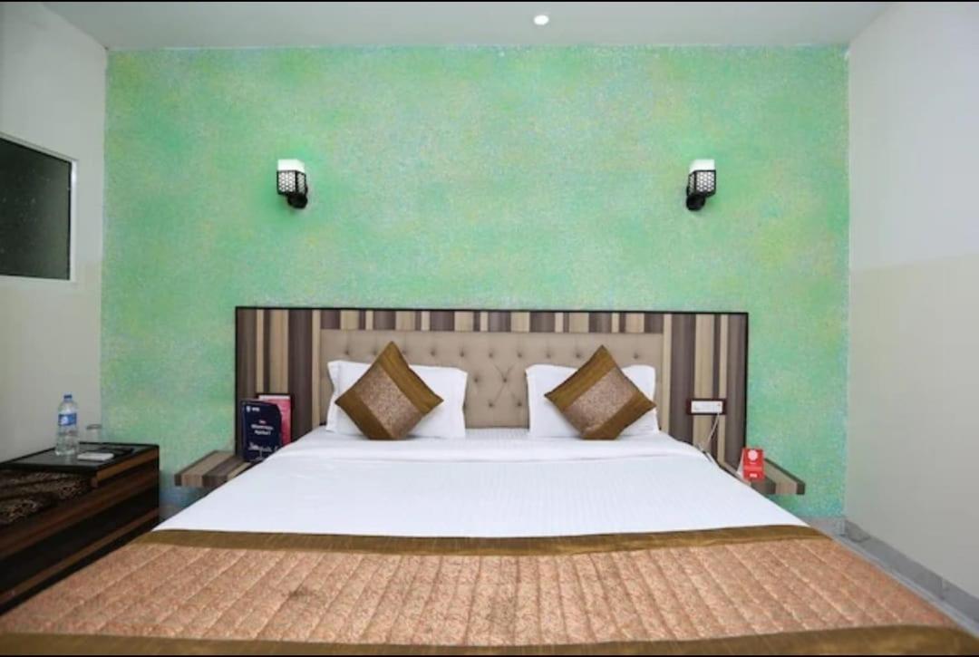 Hotel Airport Inn Near Delhi Airport New Delhi Luaran gambar