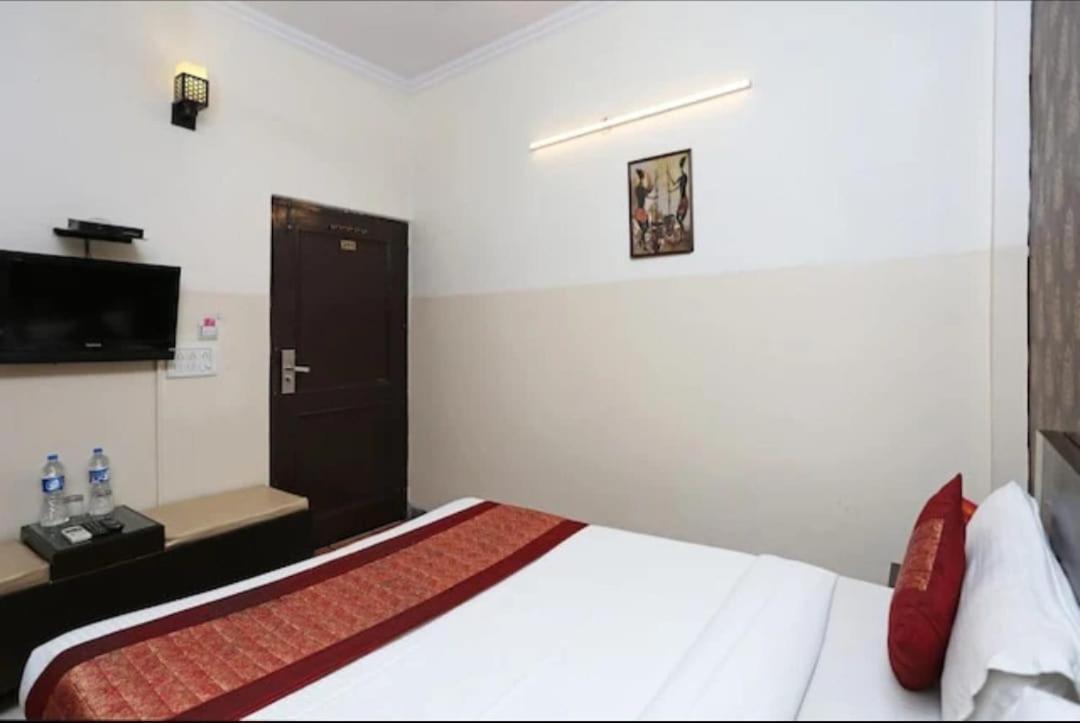 Hotel Airport Inn Near Delhi Airport New Delhi Luaran gambar