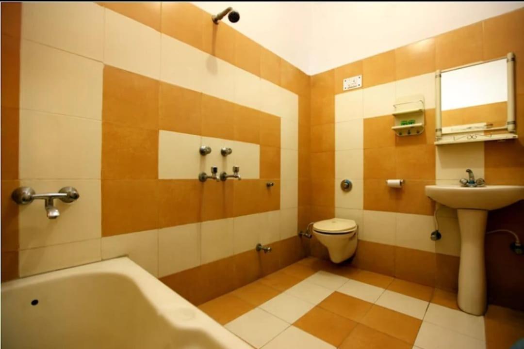 Hotel Airport Inn Near Delhi Airport New Delhi Luaran gambar